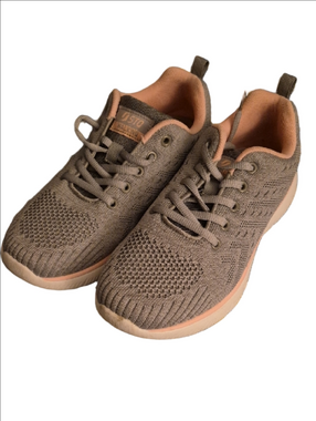 STQ Light Gray Knit Walking Sneakers w Pink Lining 7.5